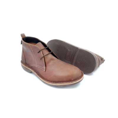 Minimalist chukka best sale